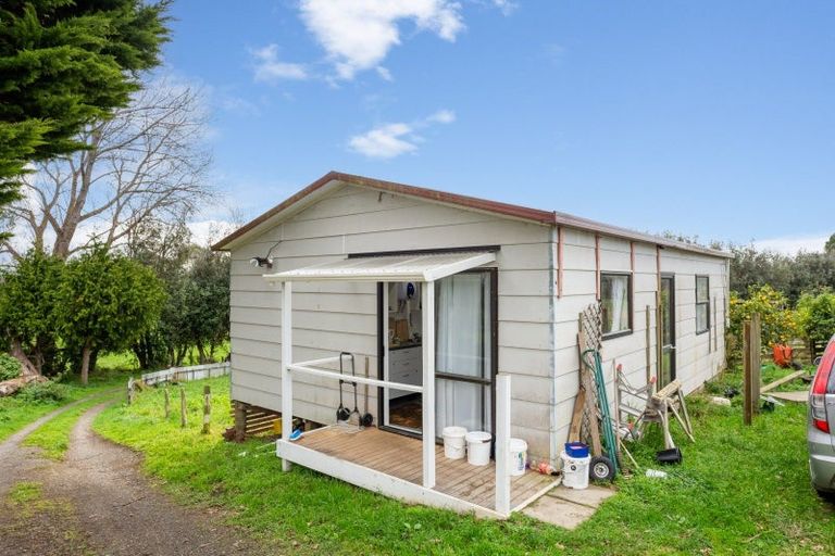 Photo of property in 101 Forest Lakes Road, Otaki, 5583