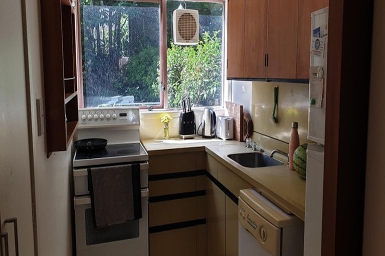 Photo of property in 3/249 Muritai Road, Eastbourne, Lower Hutt, 5013