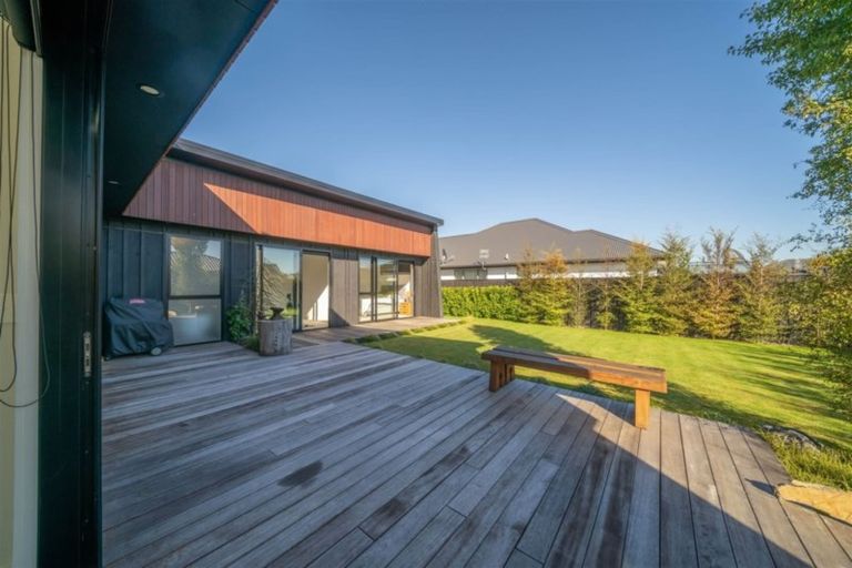 Photo of property in 2 Wallace Crescent, Prebbleton, 7604