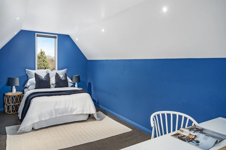 Photo of property in 32 Linkwater Way, Parklands, Christchurch, 8083