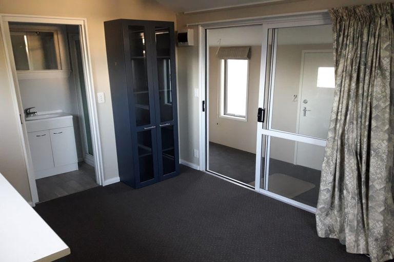 Photo of property in 9 Collins Street, Addington, Christchurch, 8024