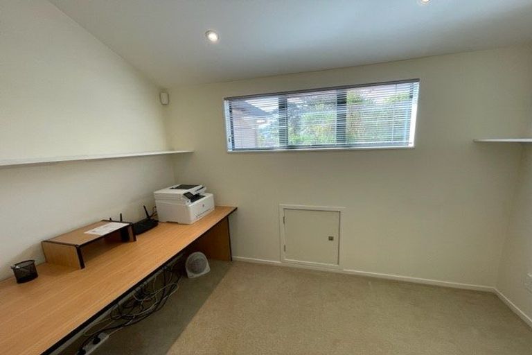 Photo of property in 1/8 Tobago Place, Sunnynook, Auckland, 0620