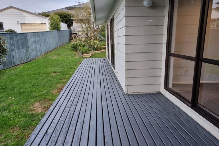 Photo of property in 46 Bodmin Terrace, Camborne, Porirua, 5026