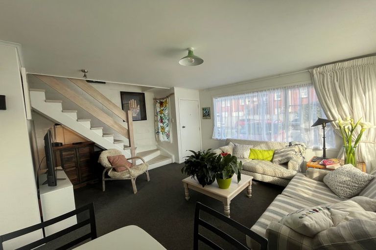 Photo of property in 2/31 Campbell Terrace, Petone, Lower Hutt, 5012