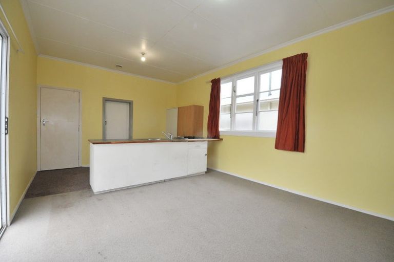 Photo of property in 8 Hannan Street, Levin, 5510