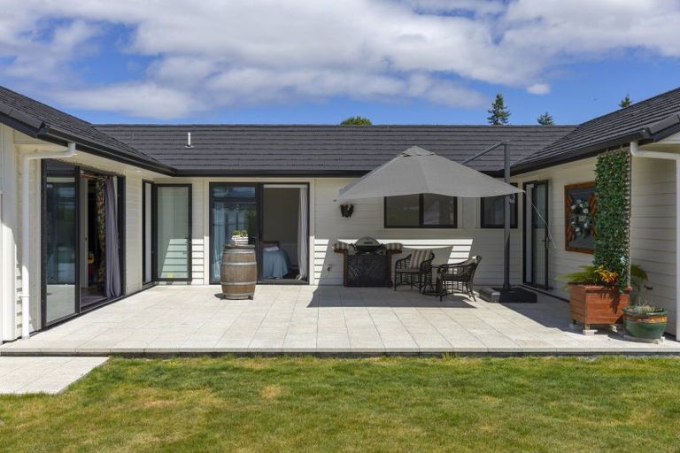 Photo of property in 73 Huka Falls Road, Rangatira Park, Taupo, 3384