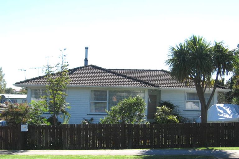 Photo of property in 100 Gills Road, Bucklands Beach, Auckland, 2014