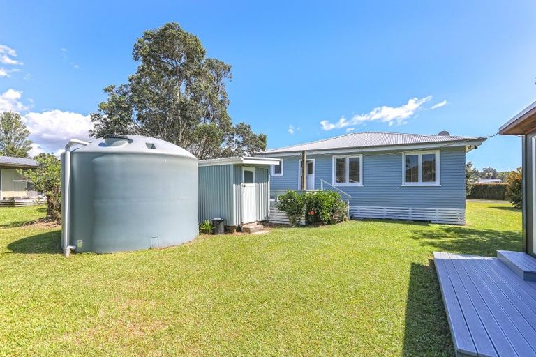 Photo of property in 35 Marlin Place, Whiritoa, Whangamata, 3691
