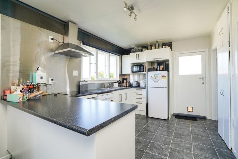 Photo of property in 64 Edinburgh Crescent, Waikiwi, Invercargill, 9810