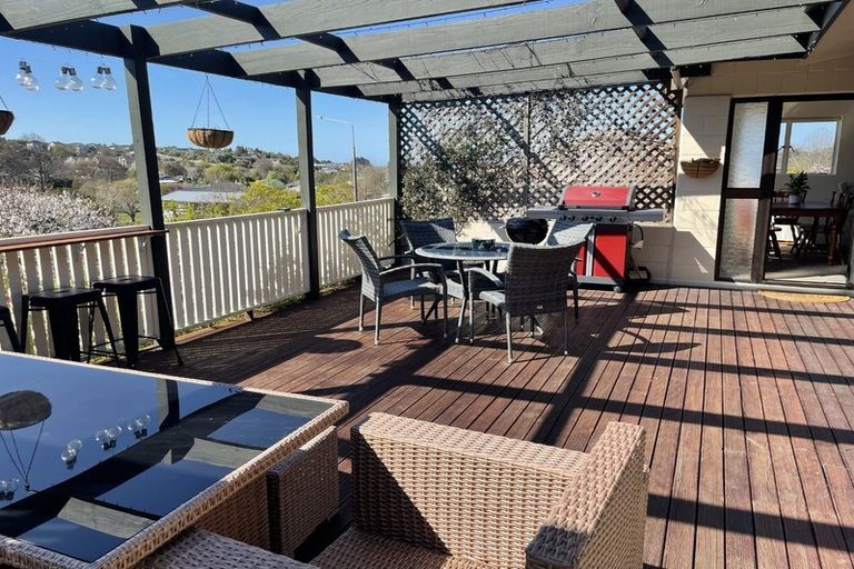 Photo of property in 90 Douglas Street, Highfield, Timaru, 7910