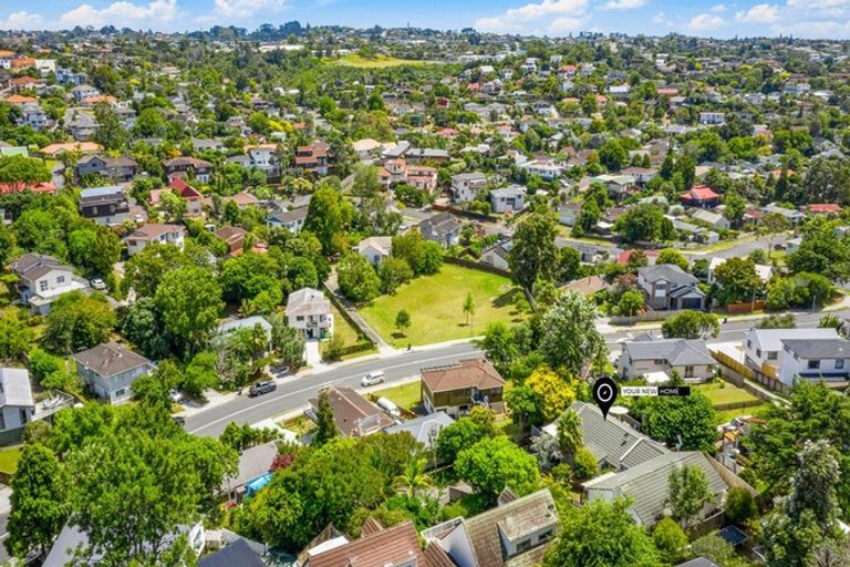 Photo of property in 1/71 Oaktree Avenue, Browns Bay, Auckland, 0630