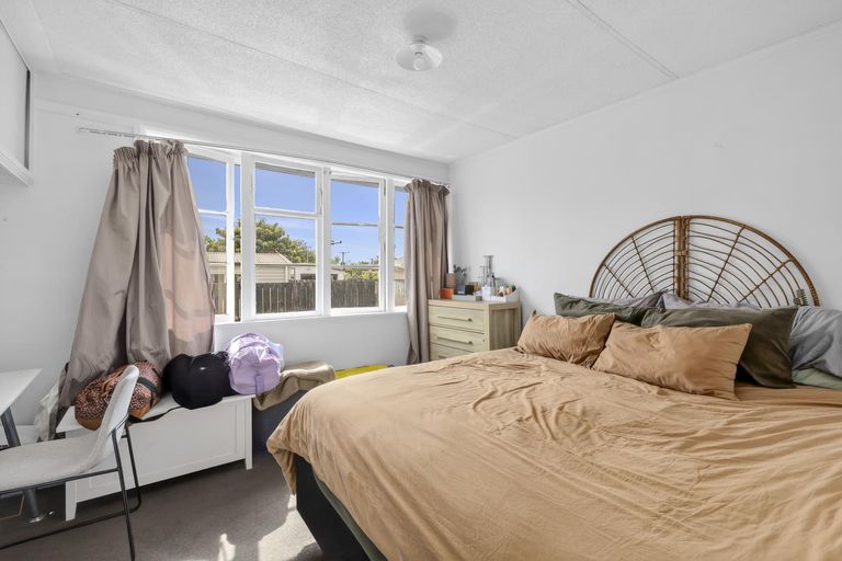 Photo of property in 15 Willis Street, Bader, Hamilton, 3206