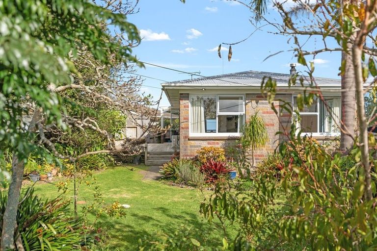 Photo of property in 203 Parkhurst Road, Parakai, 0830