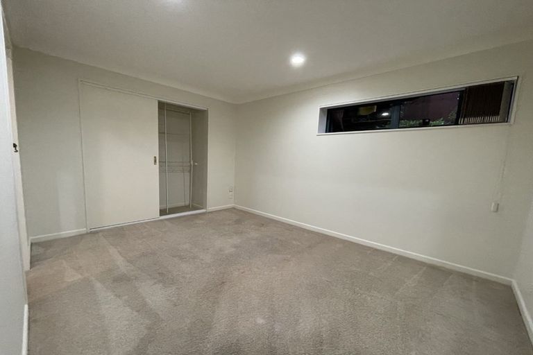 Photo of property in 3 Tellin Close, Massey, Auckland, 0614