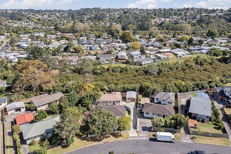 Photo of property in 16a Penfold Place, Henderson, Auckland, 0610