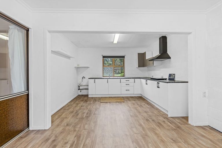 Photo of property in 174 Huatoki Street, Upper Vogeltown, New Plymouth, 4310