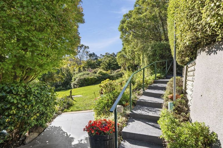 Photo of property in 18 Rockview Place, Mount Pleasant, Christchurch, 8081