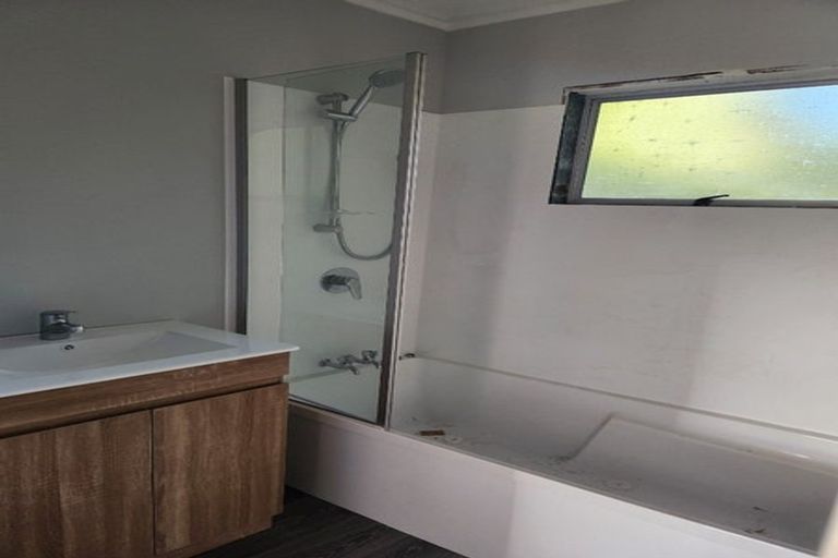 Photo of property in 2/50a Hain Avenue, Mangere East, Auckland, 2024