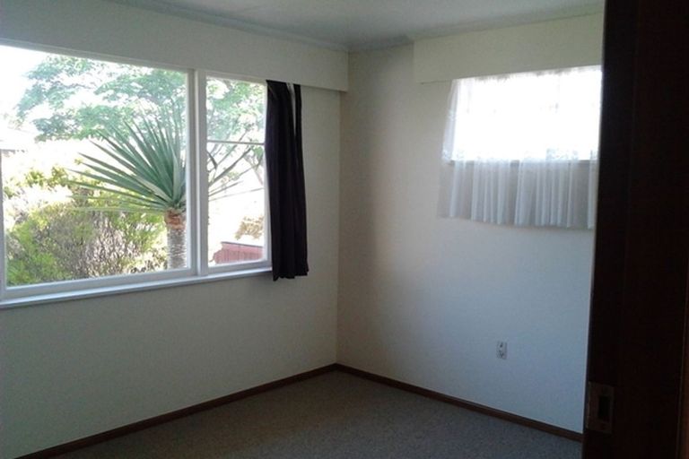 Photo of property in 3 Busby Place, Awapuni, Palmerston North, 4412