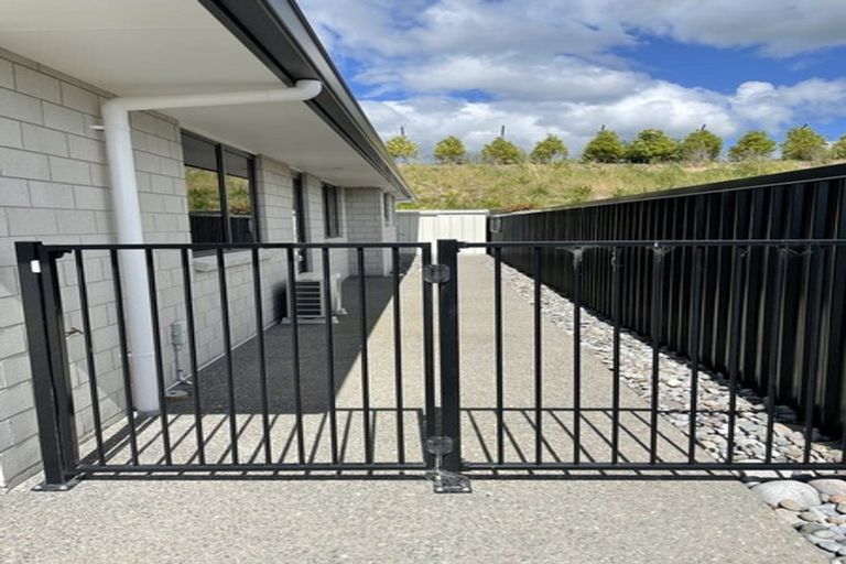 Photo of property in 25 Blacklock Road, Pyes Pa, Tauranga, 3112