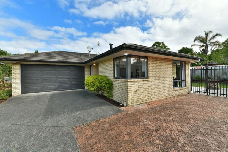 Photo of property in 66 Cabeleigh Drive, Helensville, 0800