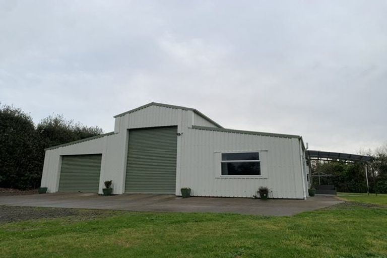 Photo of property in 161 Richmond Road, Brixton, New Plymouth, 4373