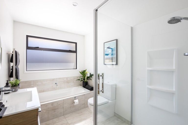 Photo of property in 10 Pa Tuna Lane, Hurdon, New Plymouth, 4310