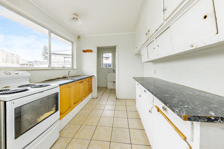 Photo of property in 39 Fairlight Place, Manurewa, Auckland, 2102