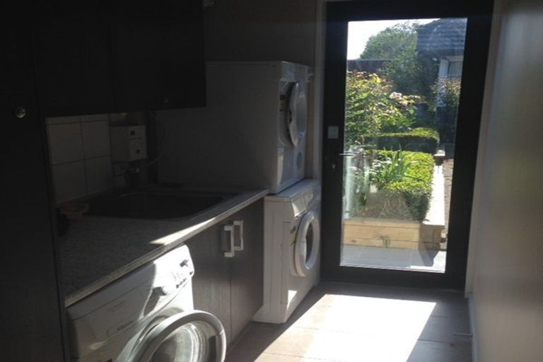 Photo of property in 42 Newnham Terrace, Upper Riccarton, Christchurch, 8041