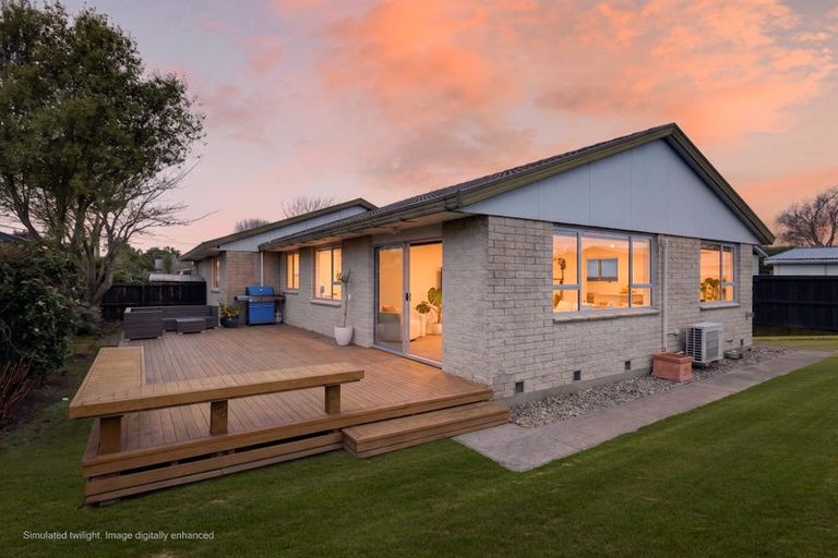 Photo of property in 2/37 Petrie Street, Richmond, Christchurch, 8013