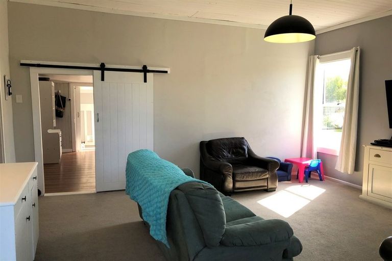 Photo of property in 48 Burns Street, Milton, 9220