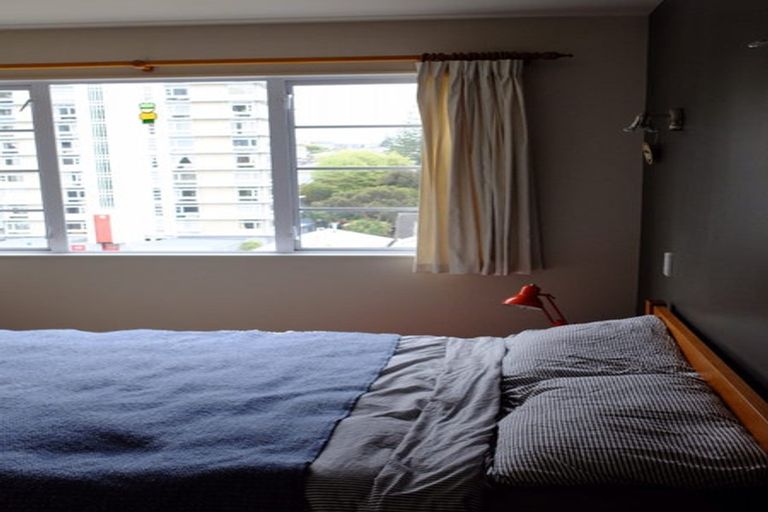Photo of property in Winslow Apartments, 12/2 Ohiro Road, Aro Valley, Wellington, 6021