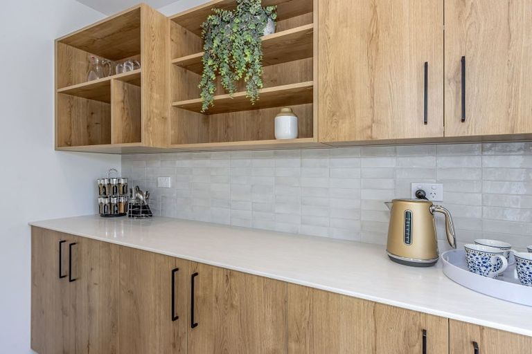 Photo of property in 15 Gisele Crescent, Halswell, Christchurch, 8025