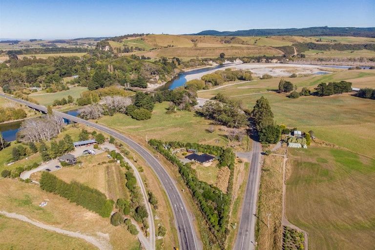 Photo of property in 1231 Clifden Highway, Orawia, Otautau, 9691