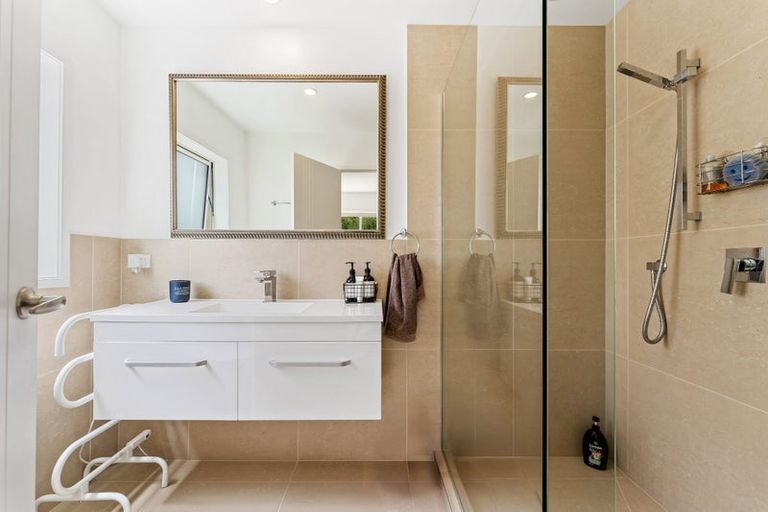 Photo of property in 51 Voyager Drive, Gulf Harbour, Whangaparaoa, 0930