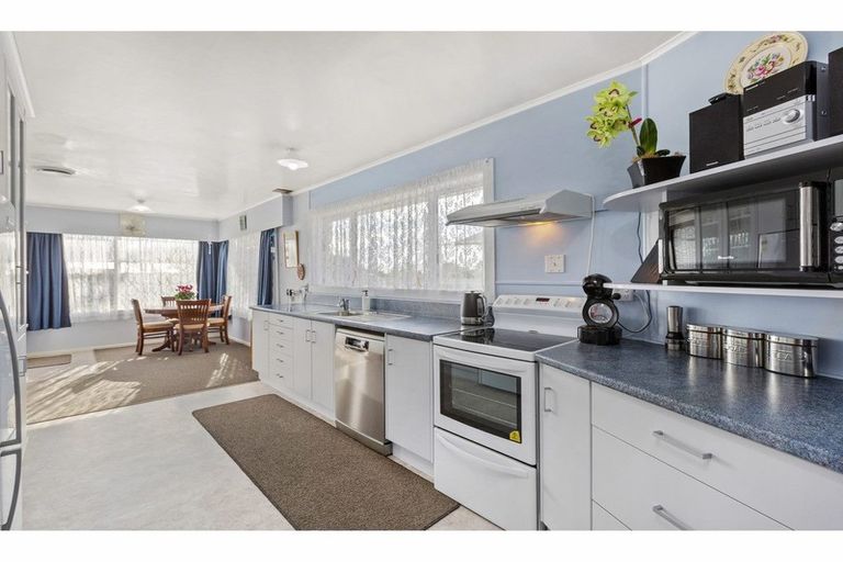 Photo of property in 19 Cecil Street, St Andrews, Hamilton, 3200