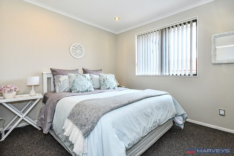Photo of property in 12 Saint Maroun Rise, The Gardens, Auckland, 2105
