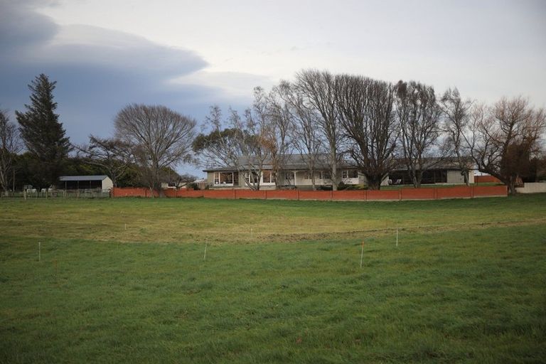 Photo of property in 22 District Road, Kennington, Invercargill, 9871