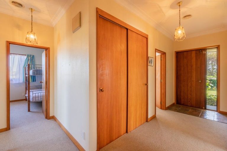 Photo of property in 39 Main Rd Clive, Clive, 4102