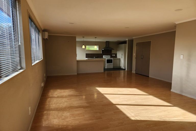 Photo of property in 52 Welcome Bay Road, Welcome Bay, Tauranga, 3112
