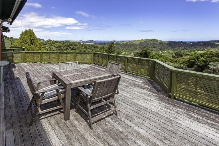 Photo of property in 860 Buffalo Road, Coromandel, 3506