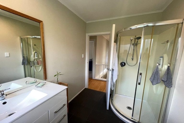 Photo of property in 34 Marriott Road, Pakuranga, Auckland, 2010