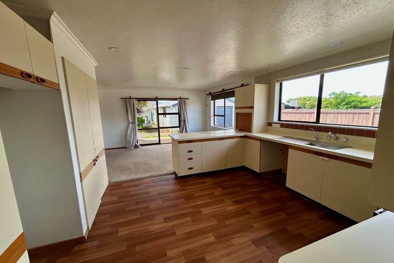 Photo of property in 37 Brougham Street, Westport, 7825