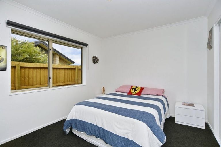 Photo of property in 22 Reka Street, Parklands, Christchurch, 8083