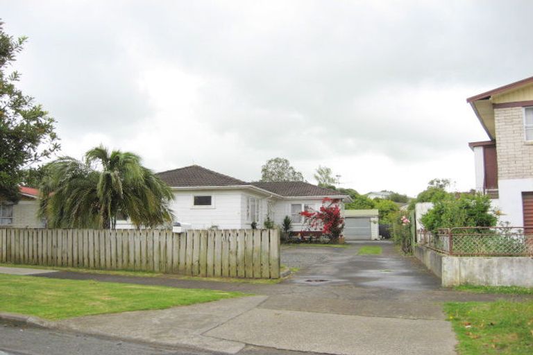 Photo of property in 25 Churchill Street, Pukekohe, 2120