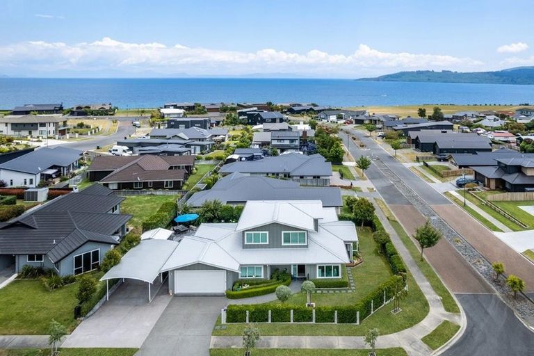 Photo of property in 17 Facilita Avenue, Wharewaka, Taupo, 3330