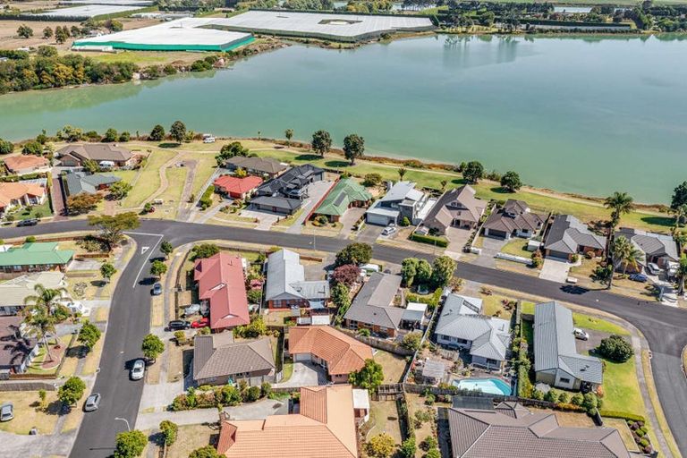 Photo of property in 2/23 Waitoa Street, Waiuku, 2123
