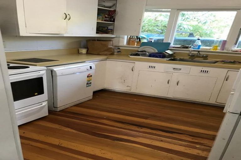 Photo of property in 37 Ilam Road, Upper Riccarton, Christchurch, 8041