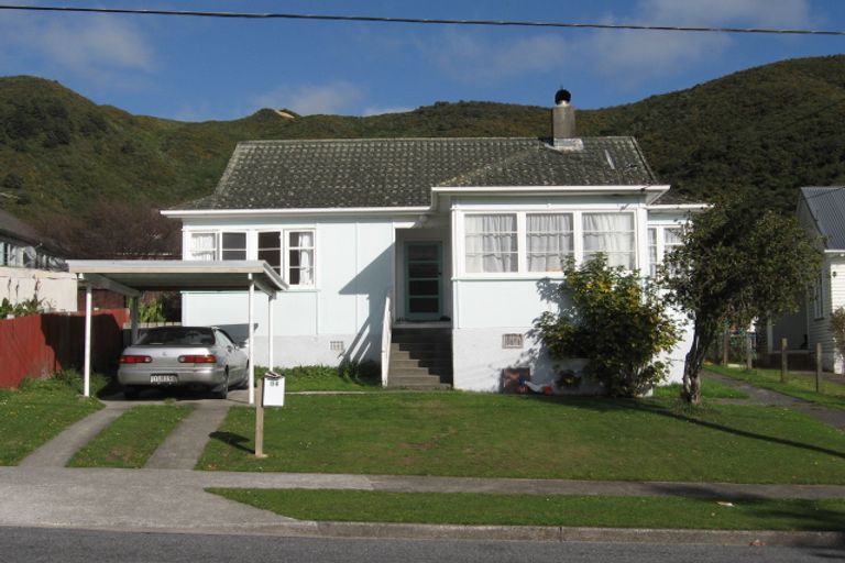 Photo of property in 34 Toomath Street, Naenae, Lower Hutt, 5011