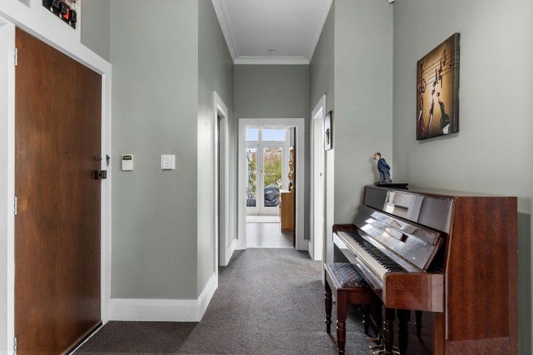 Photo of property in 7 Whareora Terrace, Cashmere, Christchurch, 8022